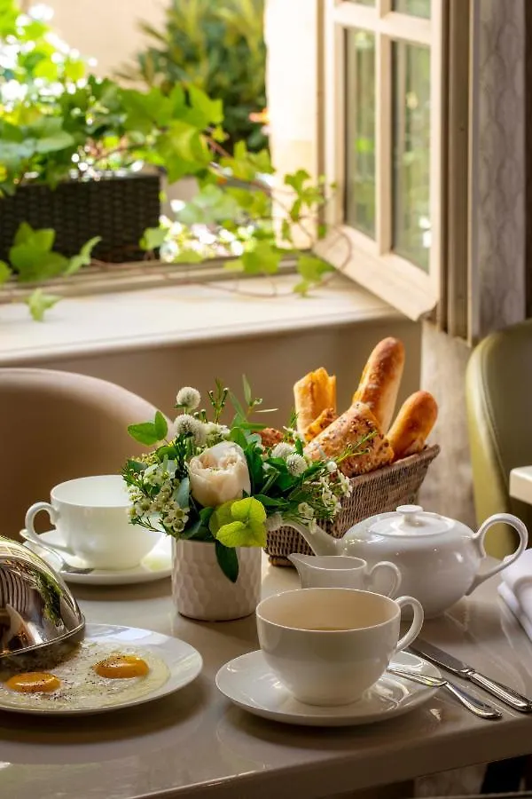 Hotel D'Aubusson Parigi