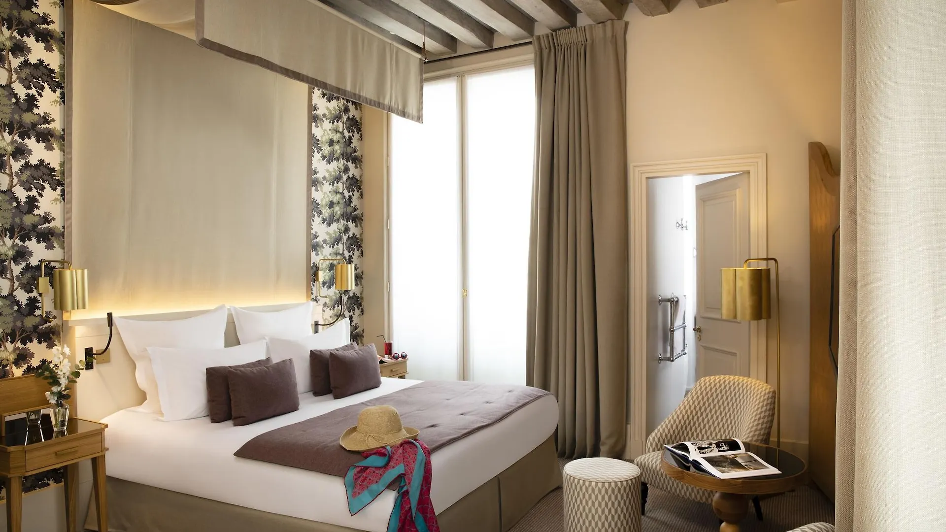 *****  Hotel D'Aubusson Parigi Francia