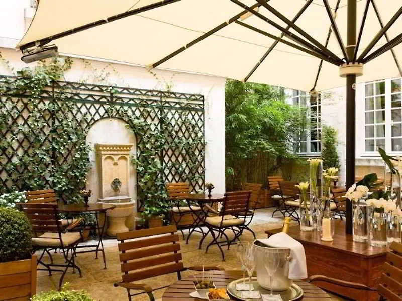 Hotel D'Aubusson Parigi